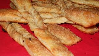 Хворост из слоеного теста с корицей Хворост из слоеного теста с корицей