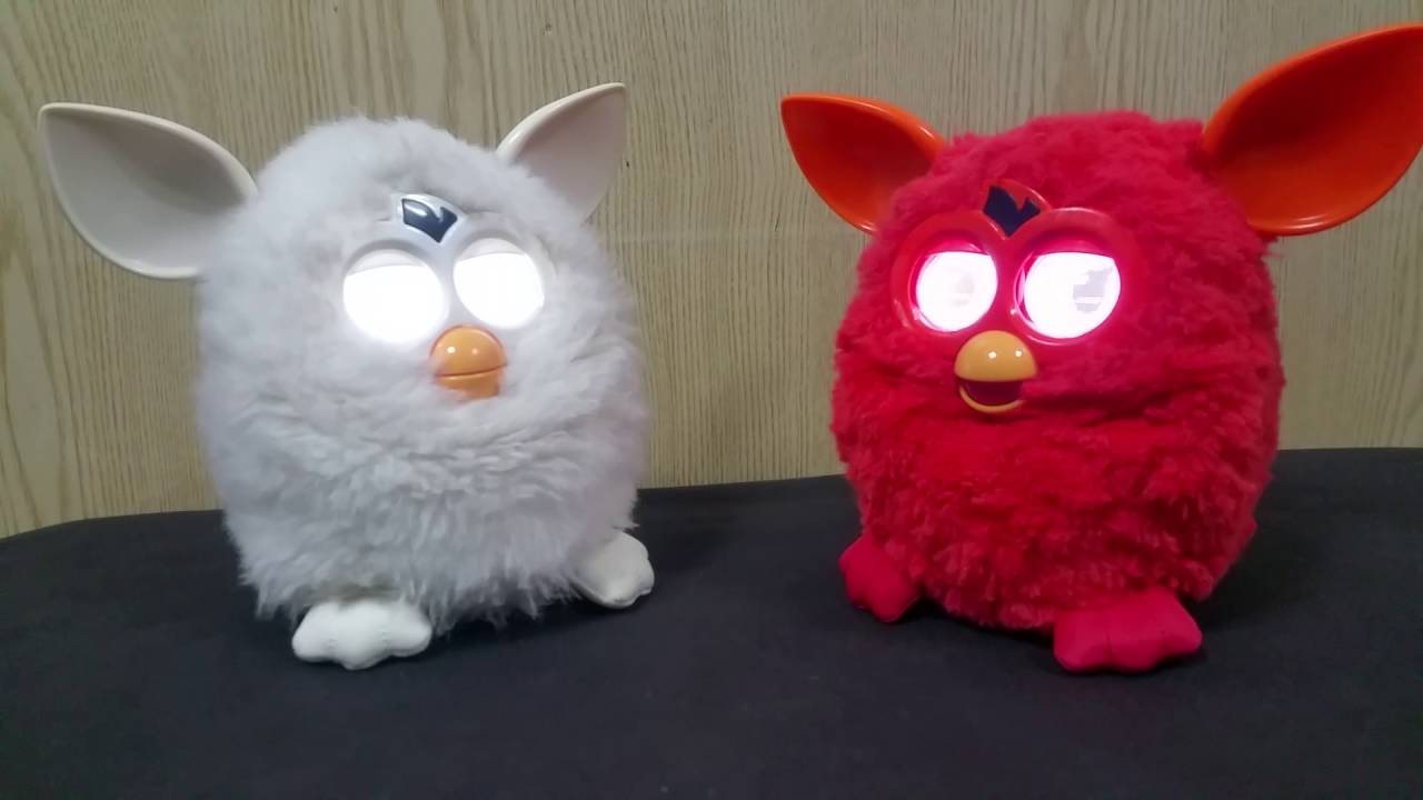 ファービー　マシュマロホワイト　アップルレッド ファービー マシュマロホワイト アップルレッド ファービー アップル