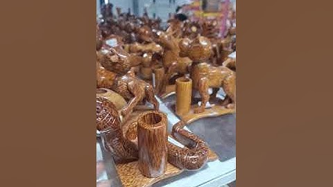 Thăm quan lò hủ tíu  chợ  nôi  cái răng  cần  thơ.