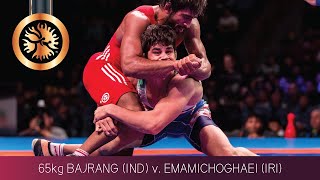 BRONZE FS - 65 kg: B. BAJRANG (IND) v. Y. EMAMICHOGHAE (IRI)