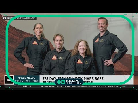 4 volunteers to