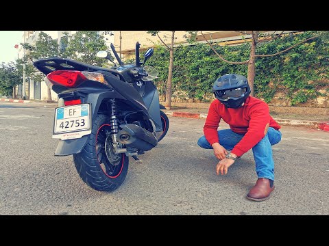 هذي هي الدراجة لي شريت لولد عمي وهذا هو الثمن ديالها / شوفو شحال شديت بها Honda Sh 150i Sport