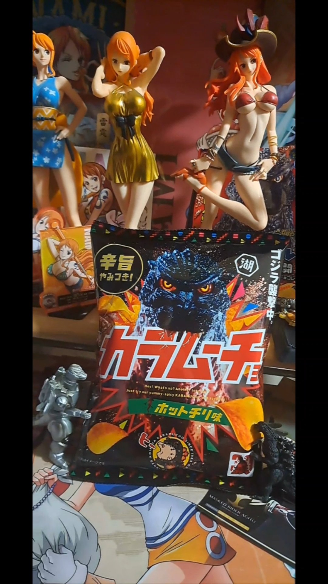 おやつの時間です！ゴジラとコラボしたスナックお菓子！カラムーチョが