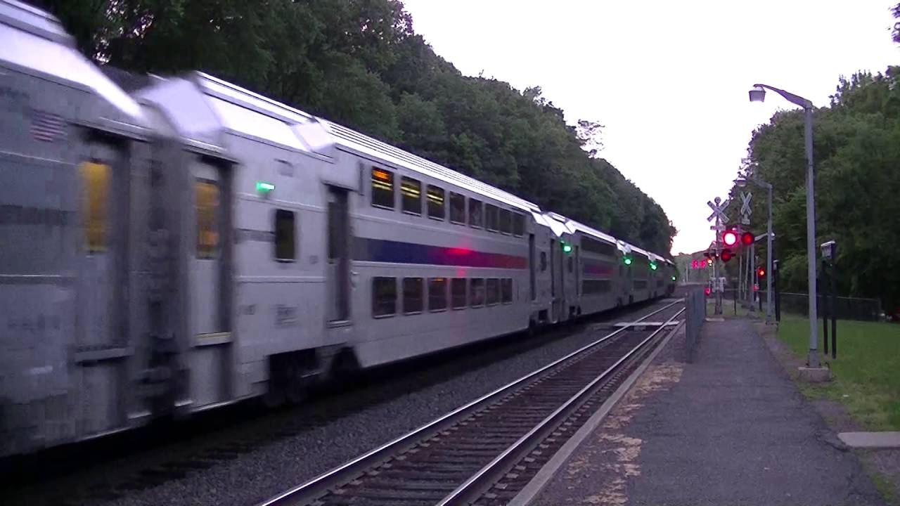 4 Trains at HoHoKus, New Jersey 5/31/2016 YouTube