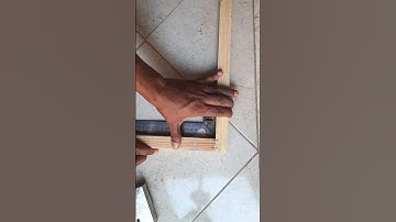 How to Make a Wood Frame for Canvas Artwork #handmade #wood #canvas #frame