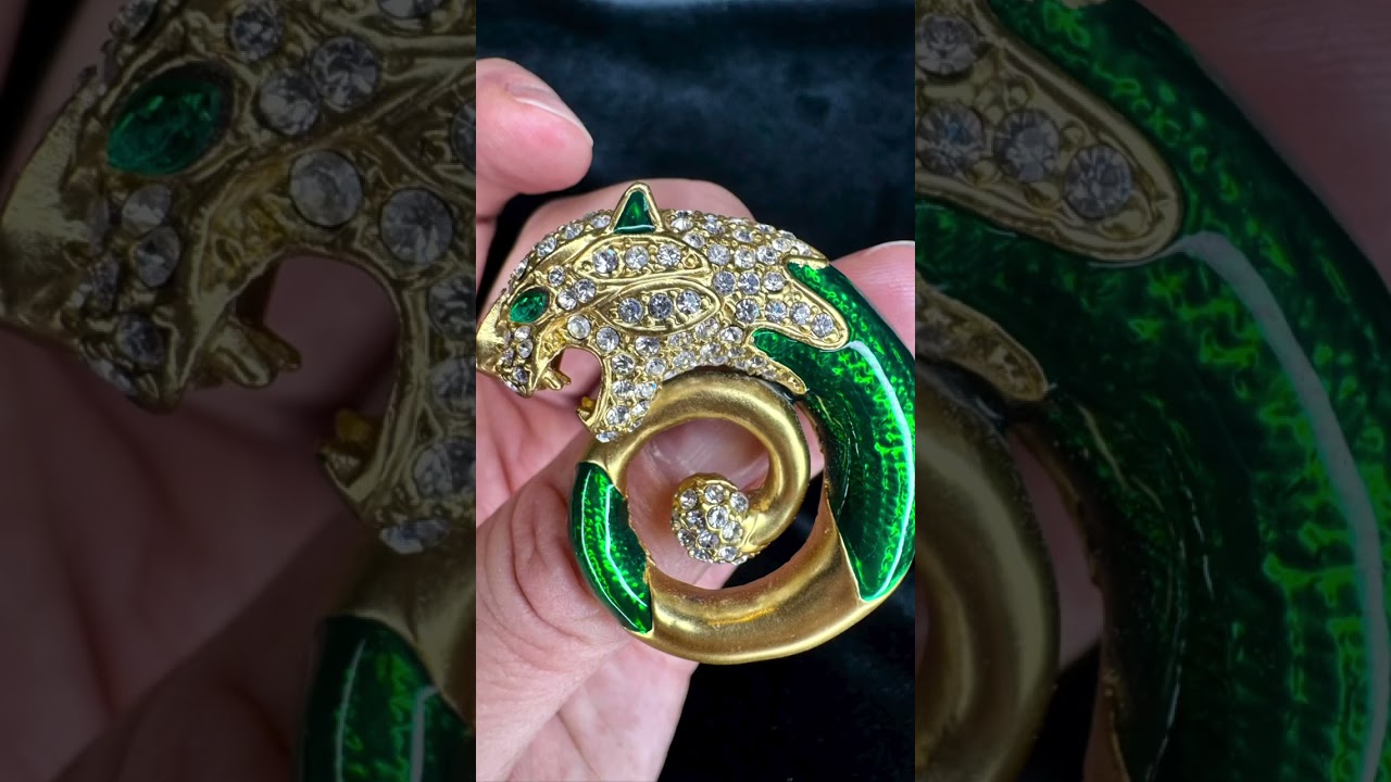 I like my jewelry in pairs 