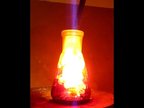 Горение фосфора белый дым. Горение лучинки в кислороде. Горение фосфора на воздухе. Горящий фосфор в кислороде. Горение лучинки в кислороде.