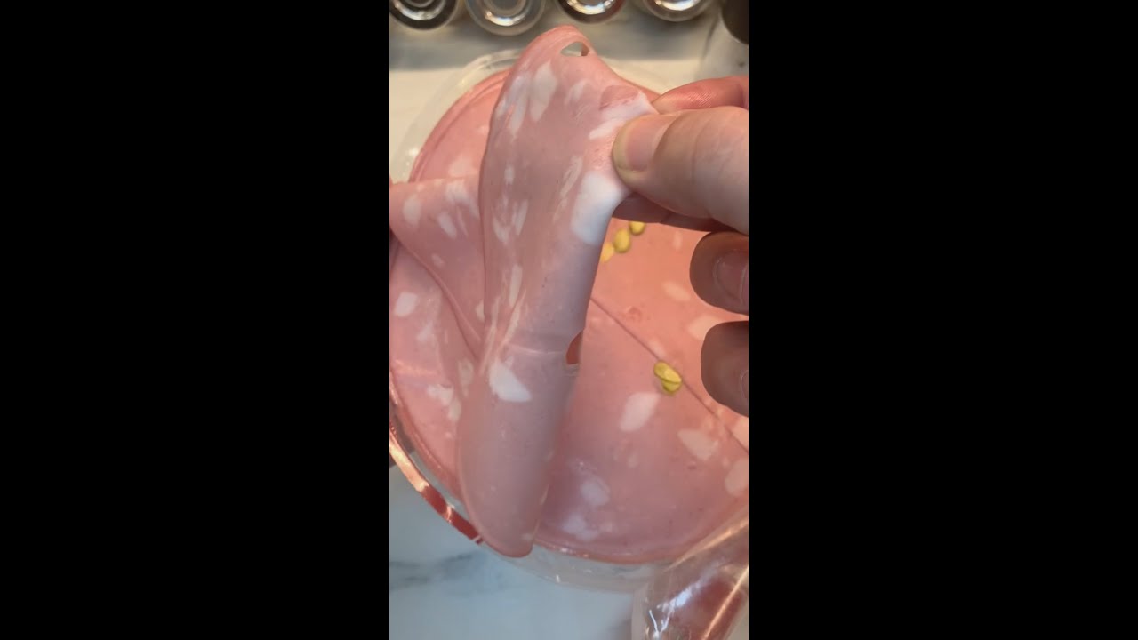 Bolognese mortadella with pistachio! Very fragrant! 