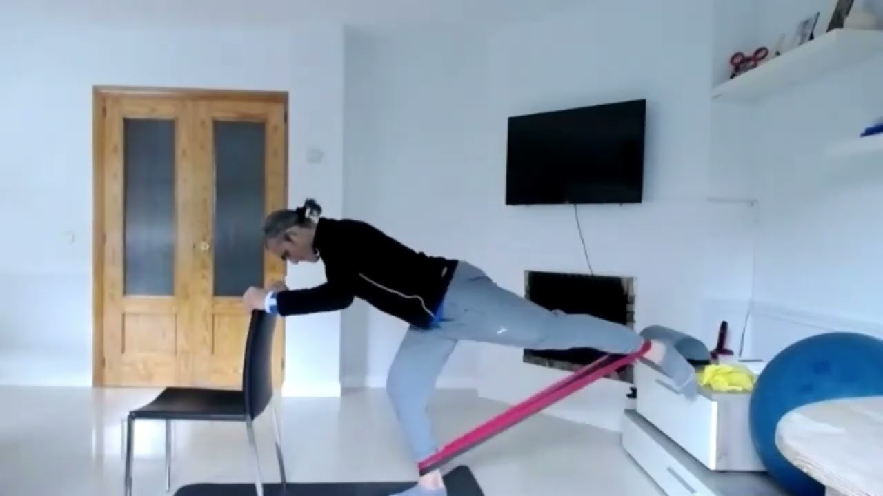 GLUTEOS-PIERNAS Y CADERAS EN CASA. EJERCICIO PARA MUJERES MAYORES DE 50 Y 60.ENTRENAMIENTO DE FUERZA