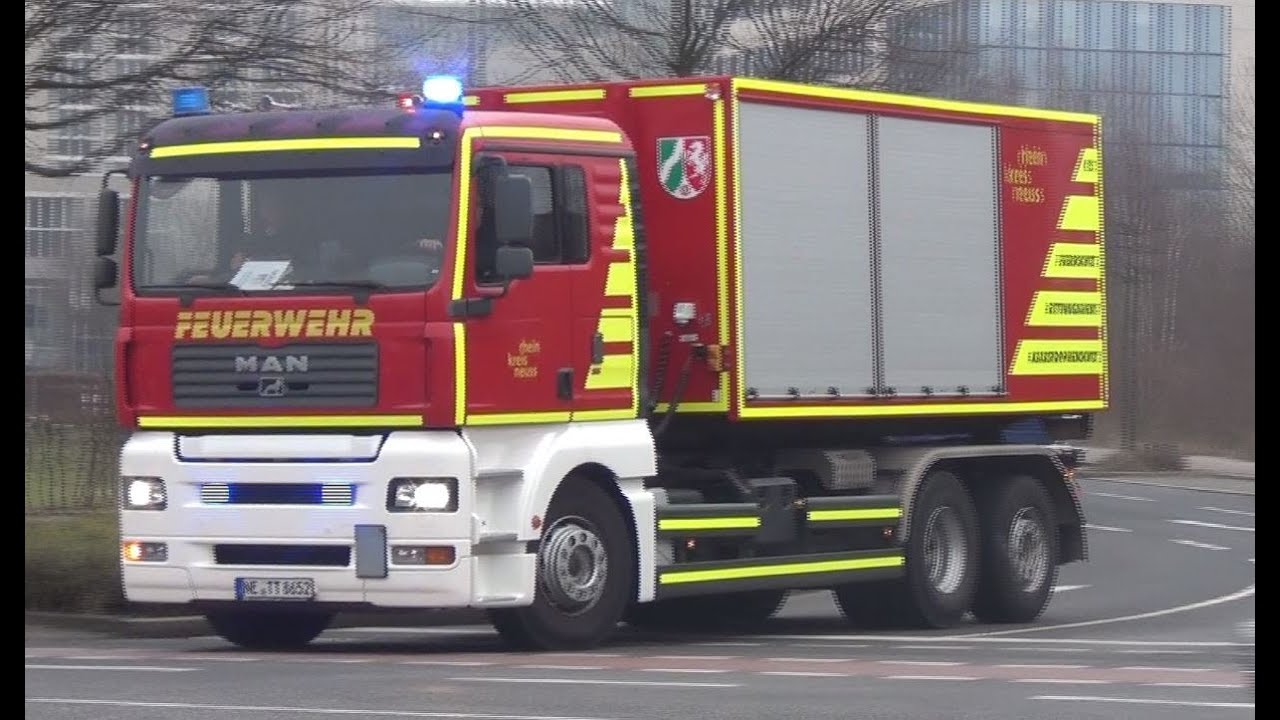 41x Einsatzfahrzeuge Feuerwehr / THW / Rettungsdienst / SEG /