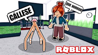 ¡USANDO TRAJES EXTRAÑOS EN MURDER MYSTERY 2! 🤪 / PARTE 1 / MICHI ROBLOX