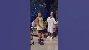 KONDE BOY HARMONIZE AKIMUONESHA VIATU VYAKE TAJIRI GSM 