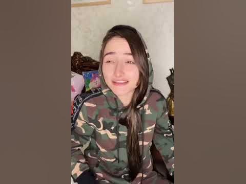 Лизонька и ее козявки. - YouTube
