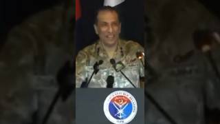 Pakistani DG ISPR winks at female Journalists on her question about Imran Khan and jokes about it