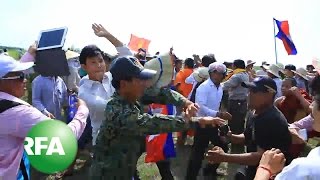 Cambodian Activists Clash with Vietnamese Villagers, Police in Border Dispute