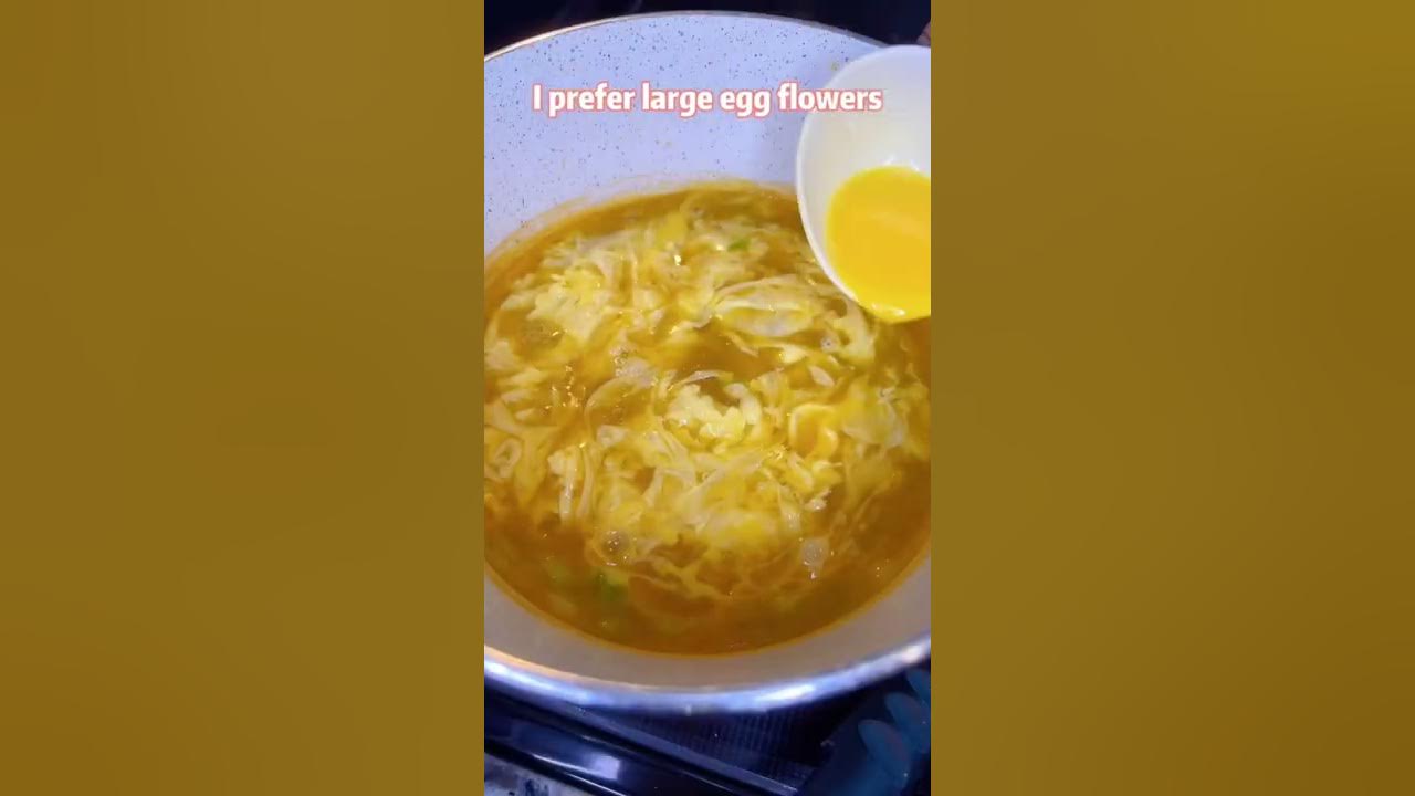 10 minute egg drop soup for anytime of the month~ 😌 - YouTube