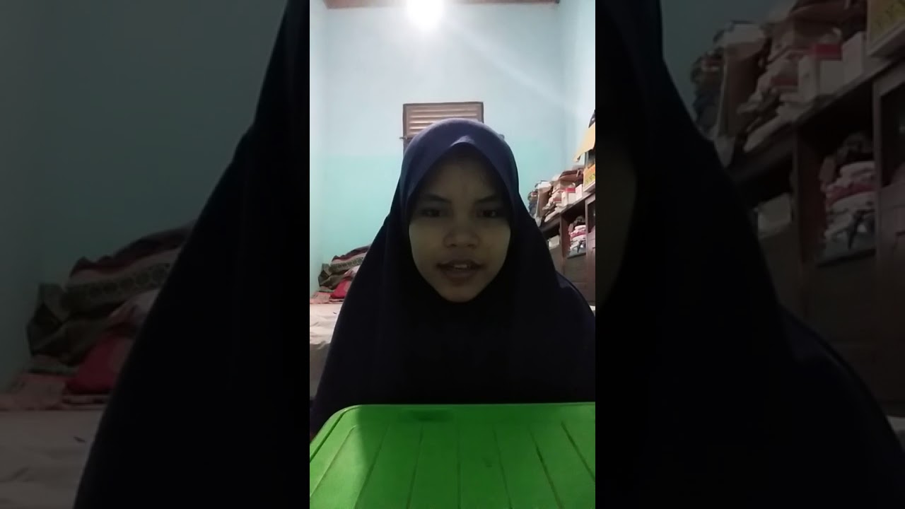 MENCERITAKAN KEMBALI TEKS ULASAN LITERACY CLOUD (AKU SAYANG IBU). 