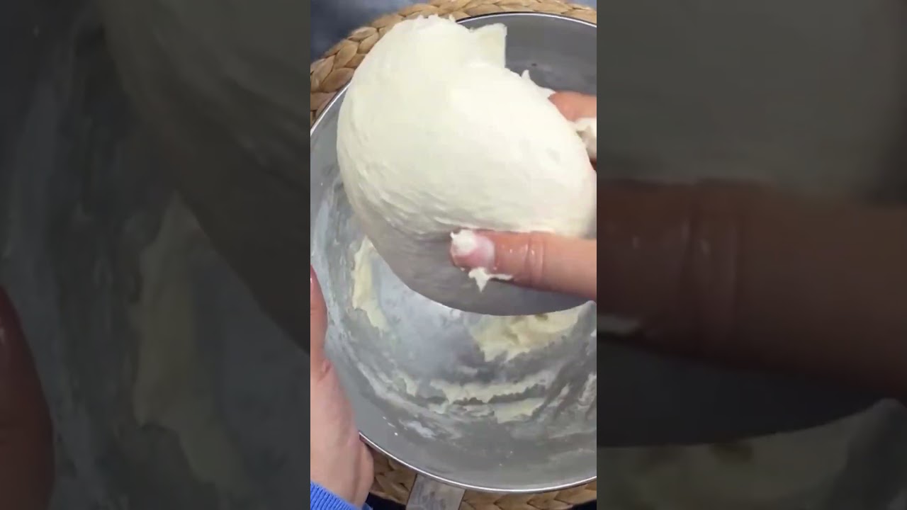 Hamur Kulak Memesi Kıvamına Nasıl Gelir? #KıymalıBörek #BörekTarifi #MutfakİşleriMüdürü Hamur Kulak Memesi Kıvamına Nasıl Gelir? #KıymalıBörek #BörekTarifi #MutfakİşleriMüdürü