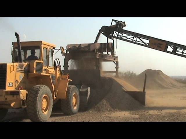 www.jacano.com: Criba de arena en planta machacadora 