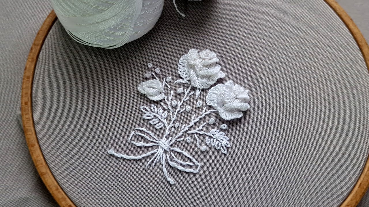 立体刺繍　3D Embroidery　single rose（white） 立体刺繍 3D Embroidery single rose（white） 3D White Rose Cast on