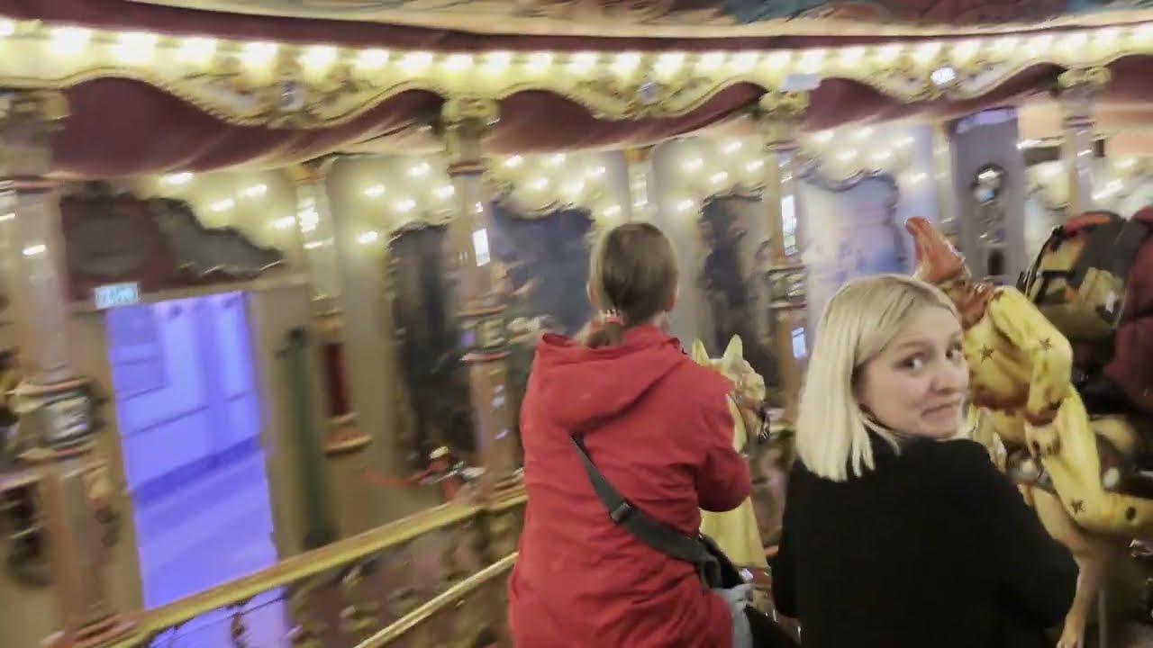 [Efteling] Stoomcarrousel draaimolen (onride POV)