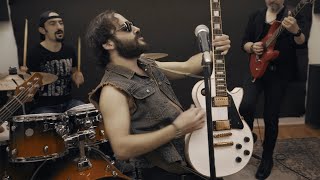 Mehmet Alp - Rockn Roll Öldü Official Video