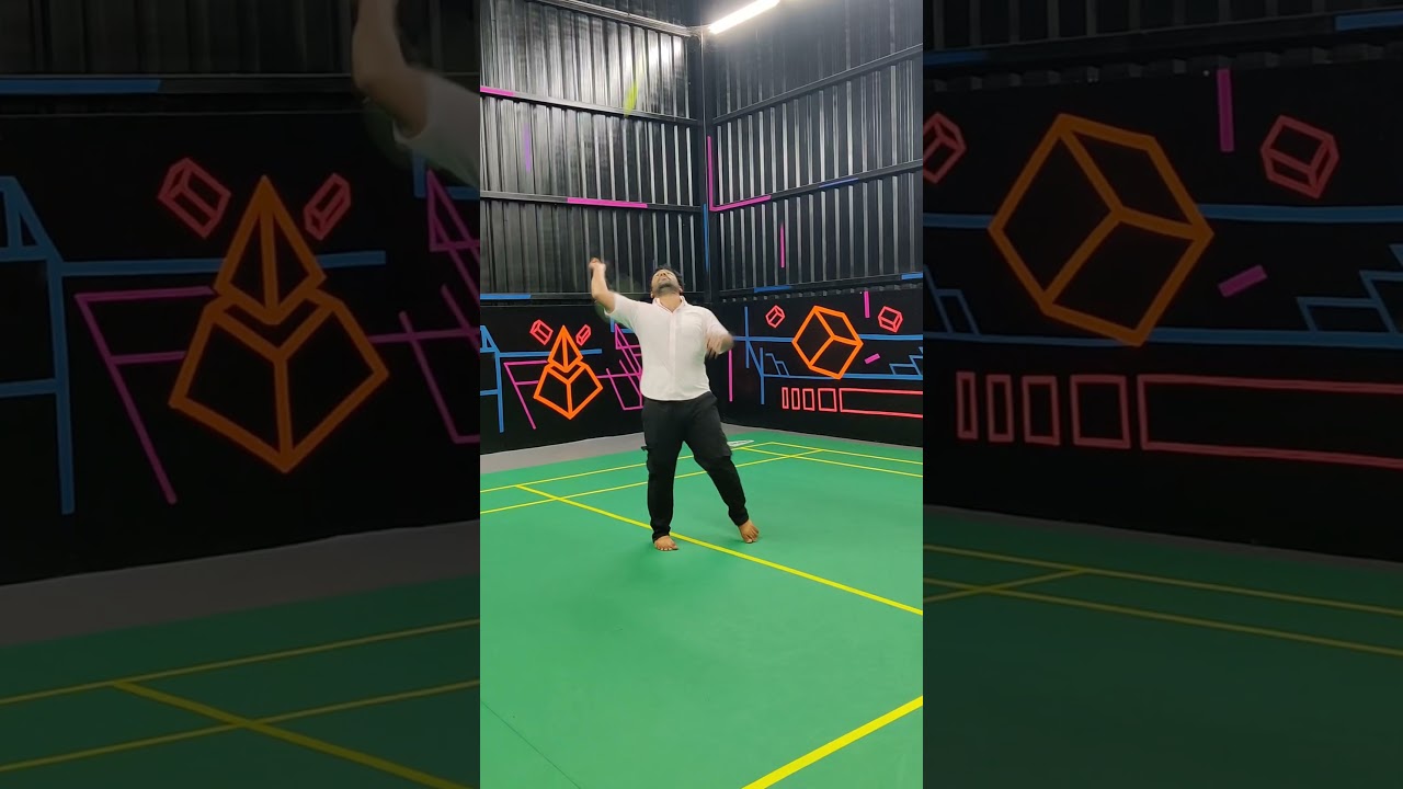 neon batmittion court