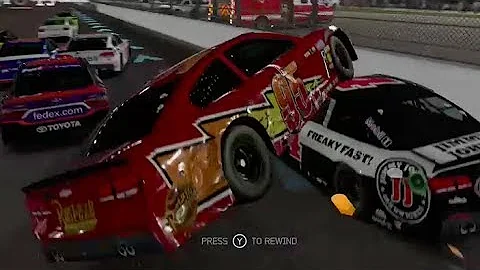 MCQUEEN CRASHES HARD! Forza Motorsport 6 / Cars