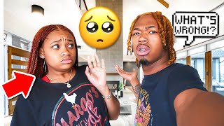 FLINCHING AT EVERYTHING MY BOYFRIEND DO TO SEE HOW HE REACT😂!