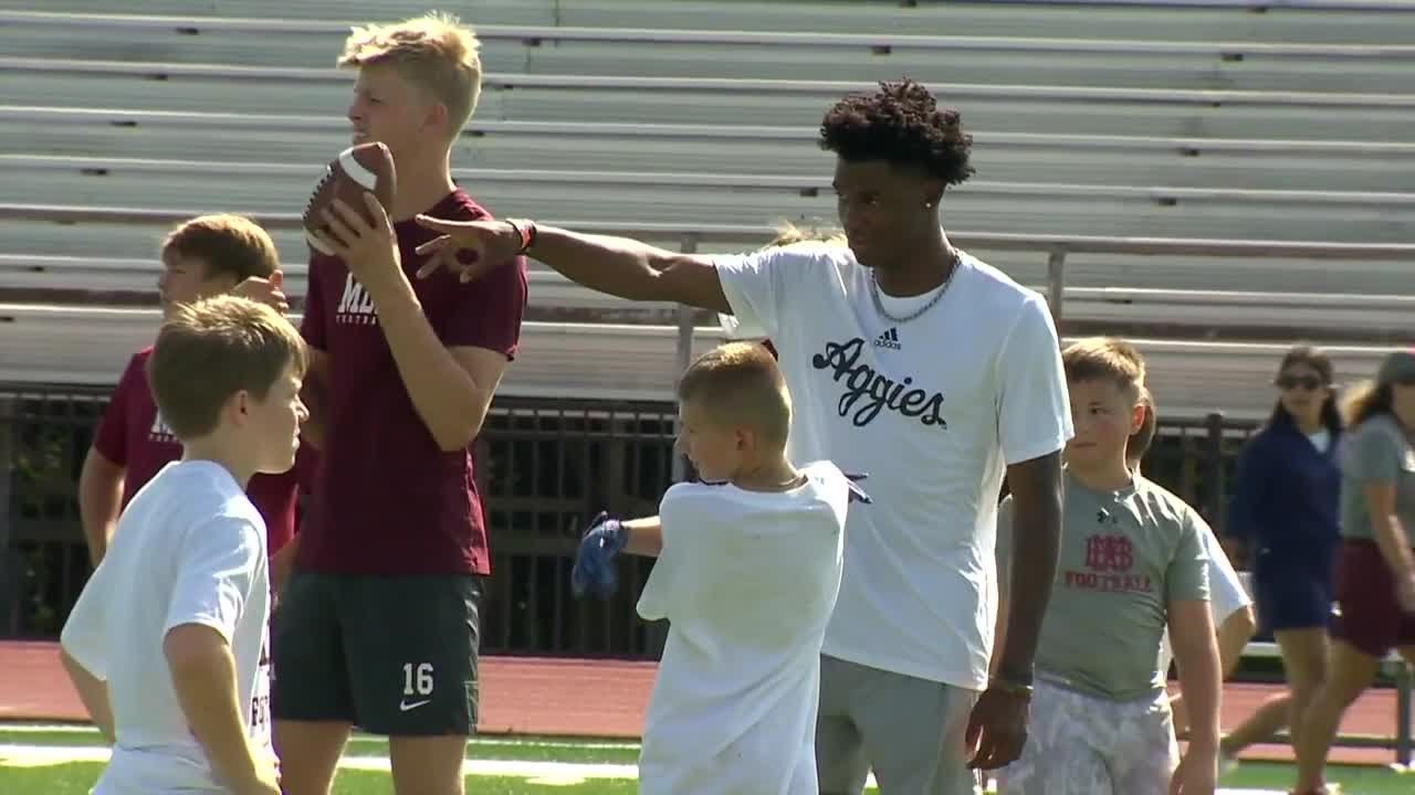 Marcel Reed Mba Marcel Reed holds youth football camp at MBA - YouTube