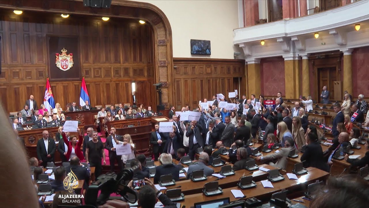 انتقادات عديدة من الجمهور المتخصص بشأن إعادة توازن الميزانية في صربيا