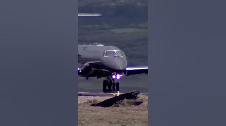 Behgjet Pacolli mbërrin në aeroportin e Vlorës me avionin e tij privat, pritet nga Kryeministri Rama