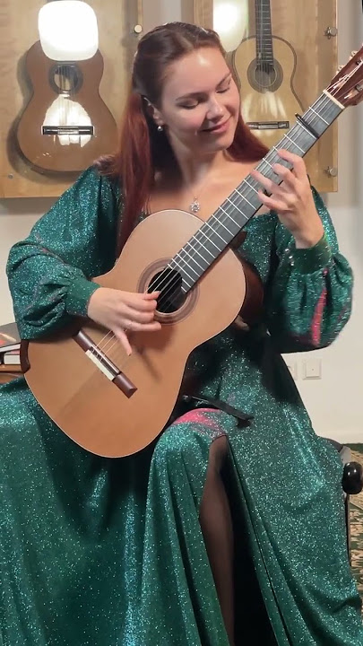Mozart on the guitar 😱 | Vera Danilina | Siccas Guitars | #shorts