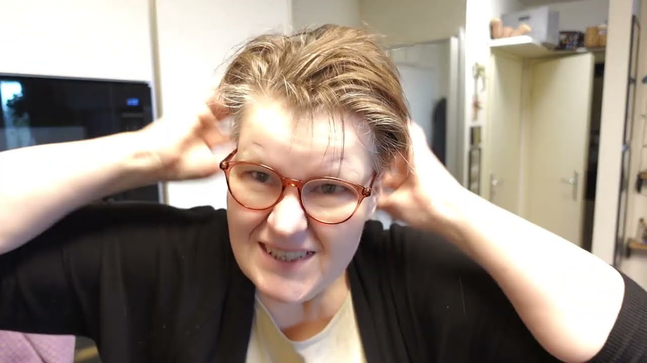 Ich bin ein HAARIGES GENIE #ichweiß #alltag #rezept #dailyvlog #vlog #xxl #essen #abnehmen #kochen