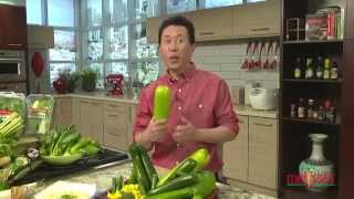 Opo Squash Vs Zucchini Whats The Difference? With Chef Martin Yan