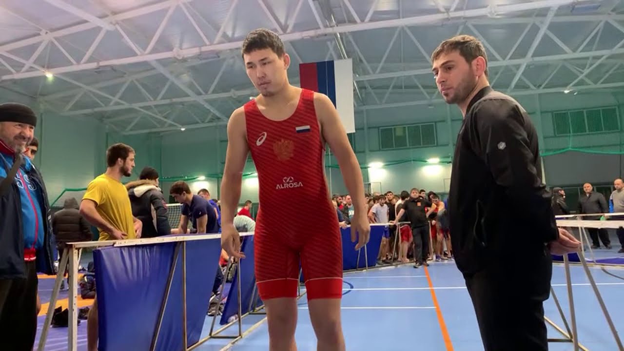 Взвешивание борцов U23. третий день