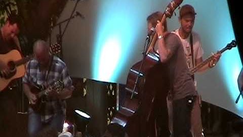 2010 Northwest String Summit (Sat) - Infamous Stringdusters - 11. Echoes Of Goodbye