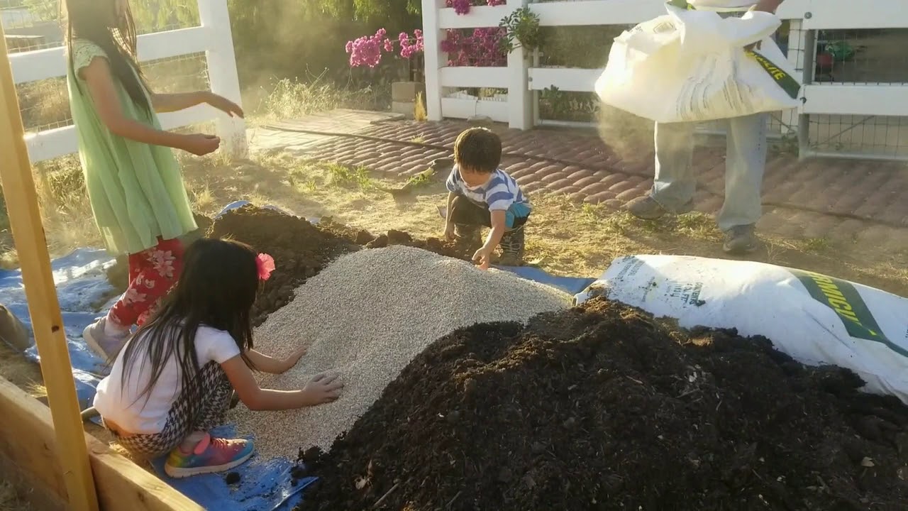 How to Make the Best Square Foot Garden Soil Mix - YouTube