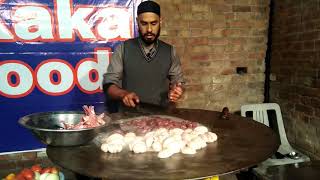Taka Tak Lakshmi Chowk Lahore Pakistan|How to Make Lahori Gurday Kapooray at Home|By kaka foods screenshot 4