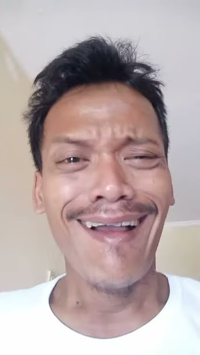 Hahaha lucu 🤭🤣😂 minal Aidin wal faidin ya teman teman 😩😩😘😘😘