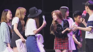 SeulRene Moment #2 - Seulgi's "I love you" to Irene