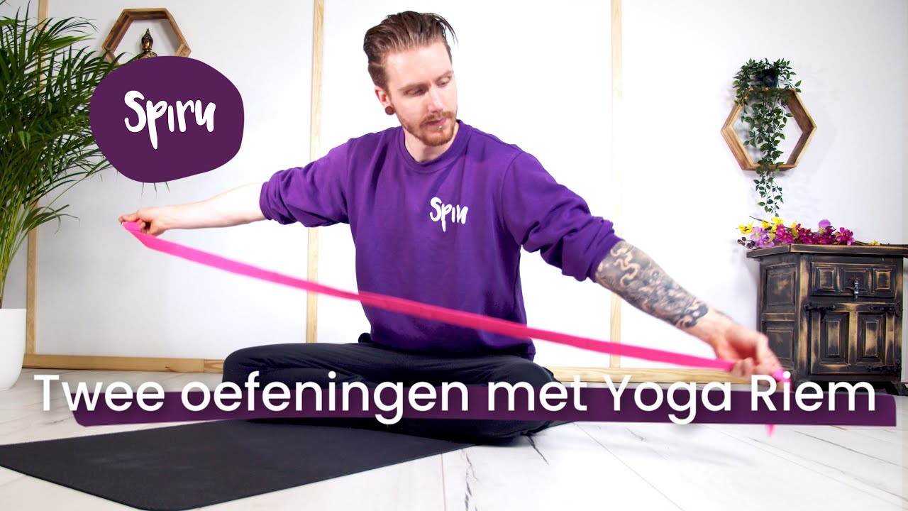 Met bloed bevlekt Met andere woorden Bestrating Yogariem Oefeningen: Zo Gebruik je een Yoga Riem - Spiru