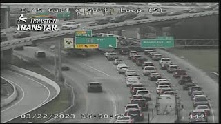 Deadly crash on Gulf Freeway near South Loop