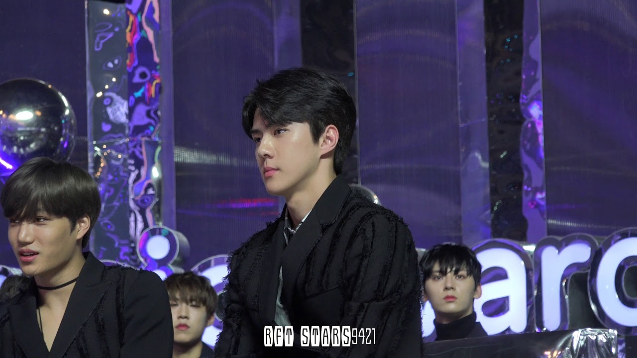 [4K] 171202 MMA EXO 엑소 SEHUN 세훈 가수석 - Forever 안무 연습, 신발끈 묶기, vcr 감상 @ 2017 멜론뮤직어워드 Melon Music Award