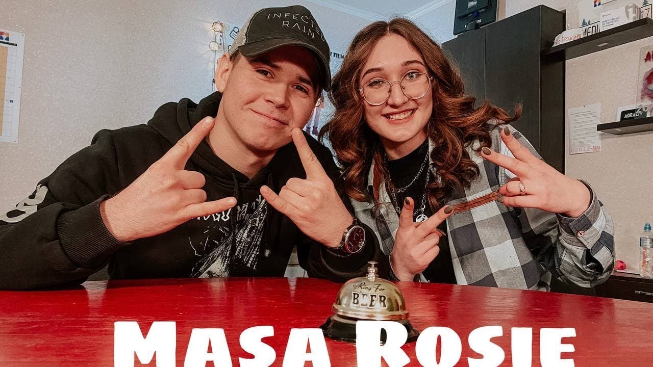 Masa Roşie cu Satoshi