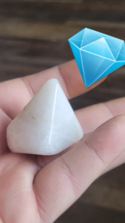 53GRAM WHITE DIAMOND