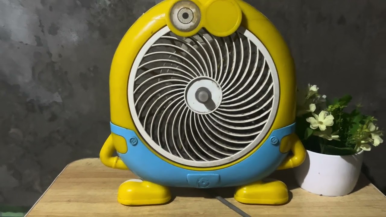 Kipas angin minion mata satu
