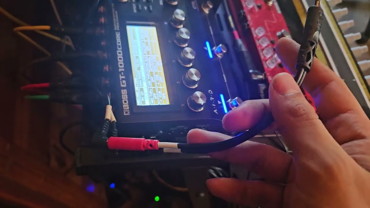 Midi Type A or B? | Boss GT1000Core. (It's Type A!) - YouTube