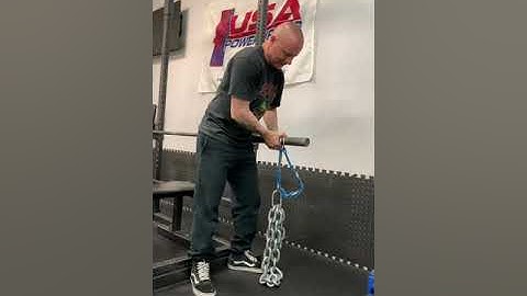 How to set up Chains for the Bench Press