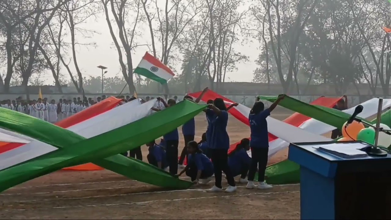 🇮🇳साड़ी में देशभक्ति 🇮🇳बालिकाओं के संग 🇮🇳